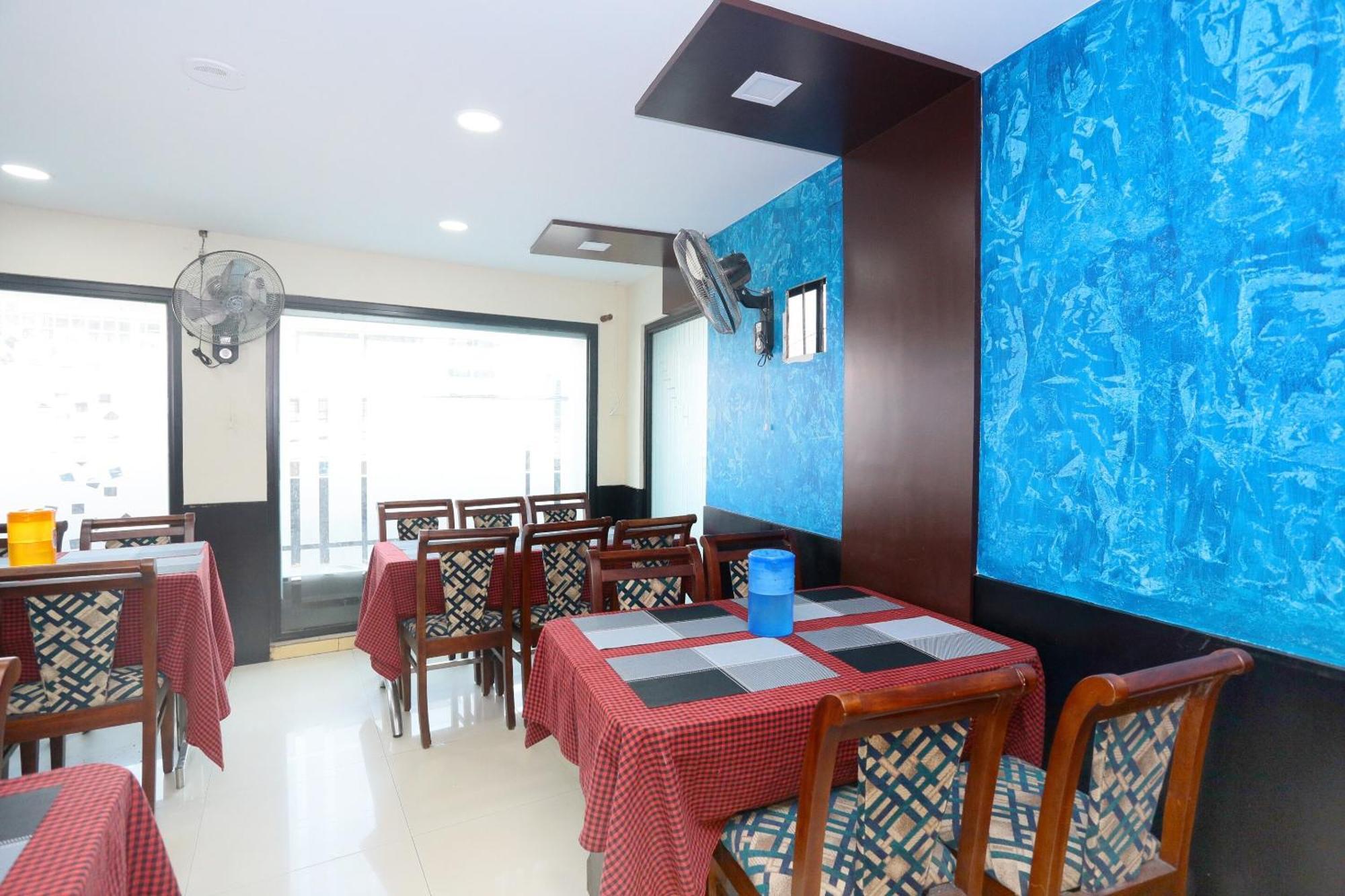 Hotel O Malabar Plaza Kochi Exterior photo