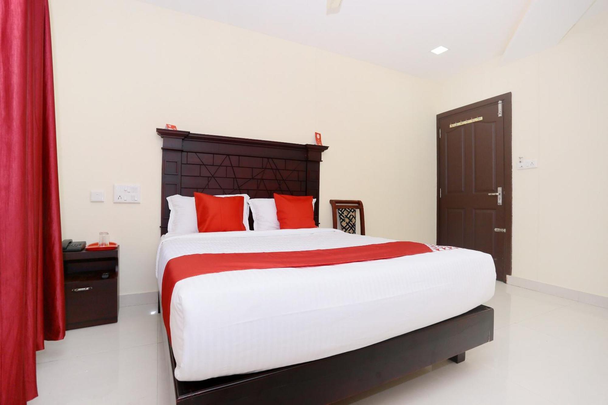 Hotel O Malabar Plaza Kochi Exterior photo